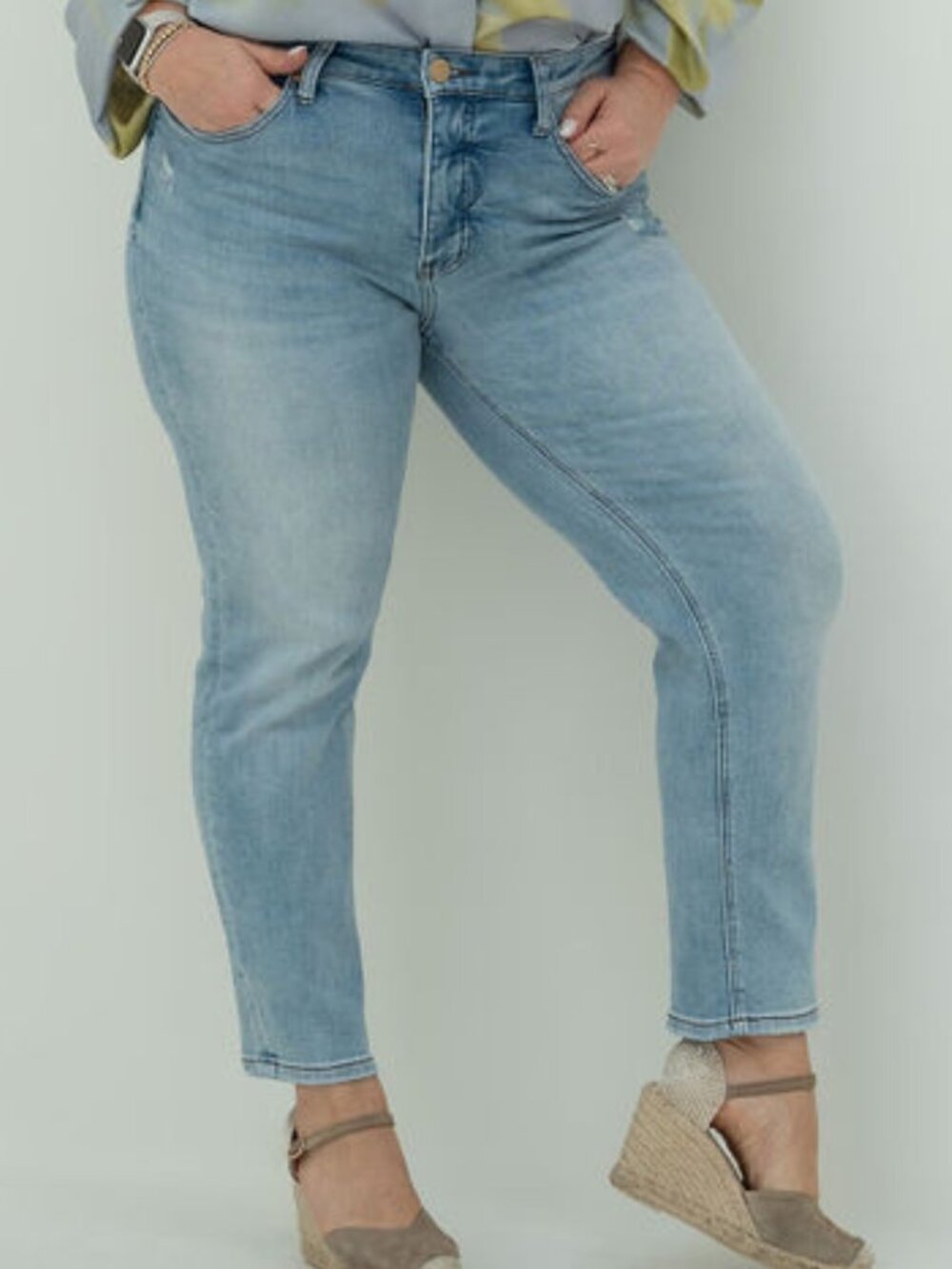 Rachael High Rise Mom Jeans
